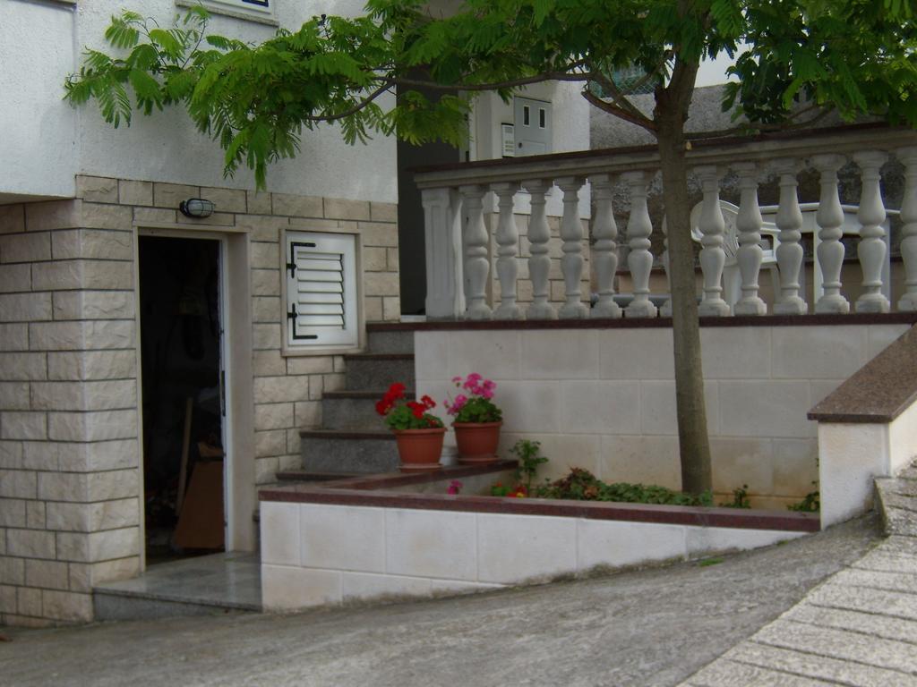 Apartment Zelencic Kali Rum bild