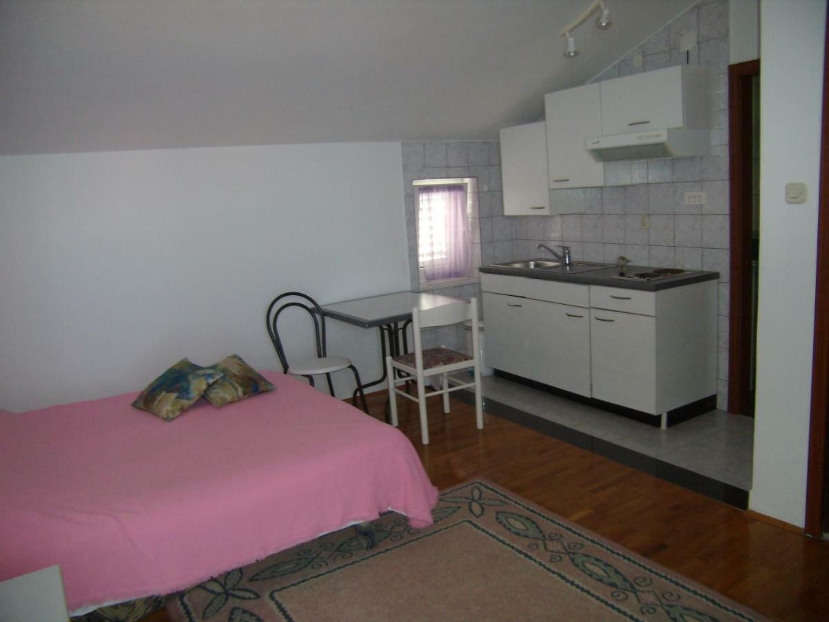 Apartment Zelencic Kali Exteriör bild
